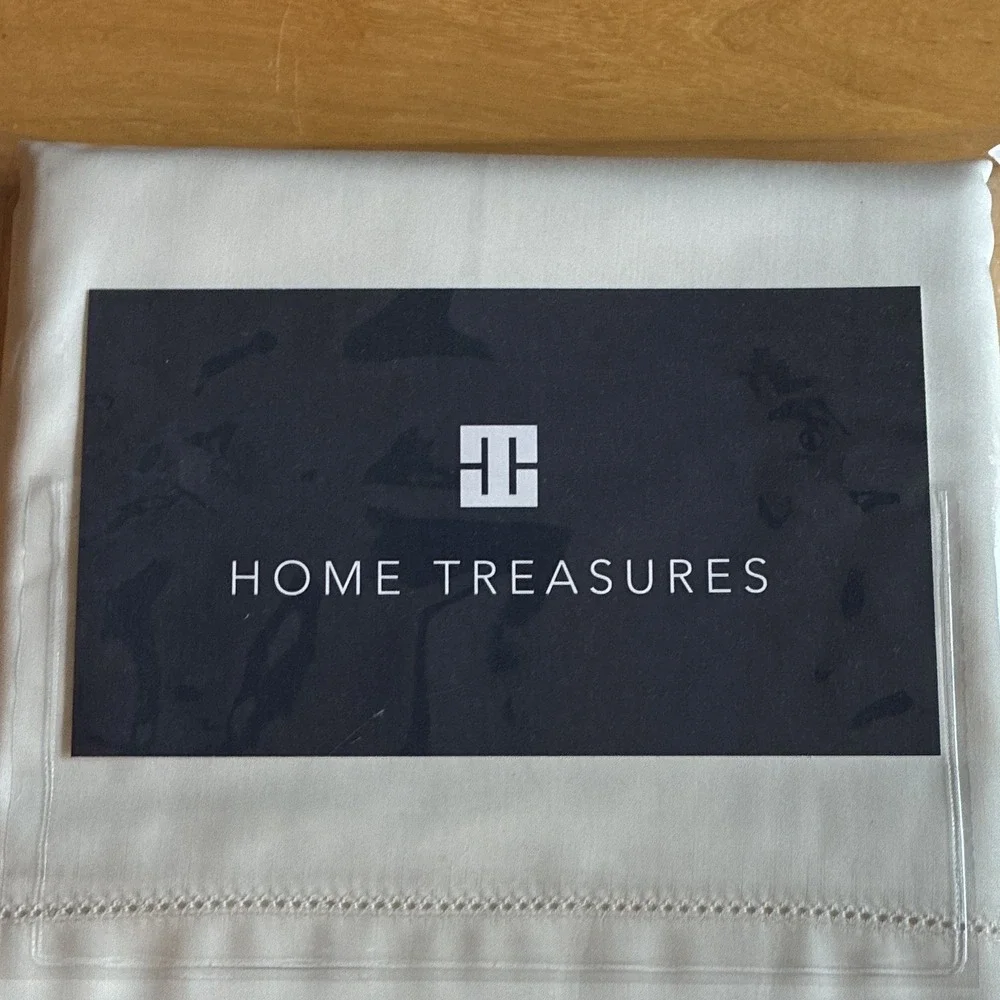 Home Treasures Athens Solid Ivory Solid Pair Standard Pillowcases 20x26